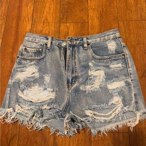 Signature 8 Jean shorts. Size large